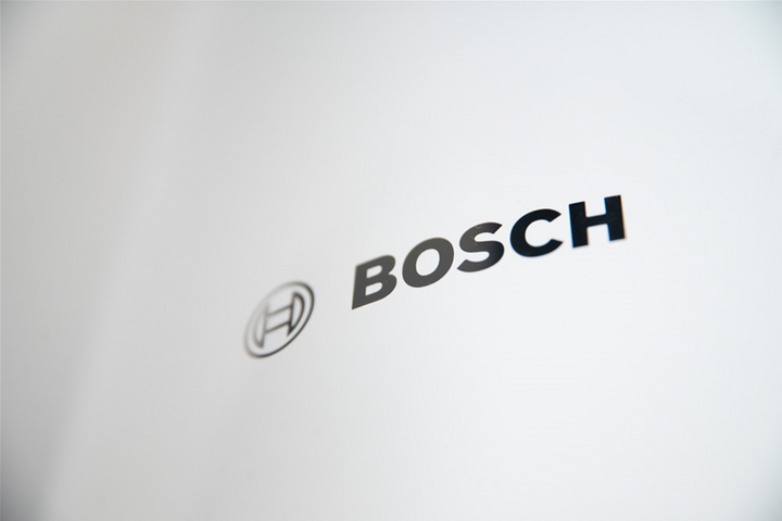 Бойлер BOSCH TR2000T 100 B Tronic 2000 T - зображення 3