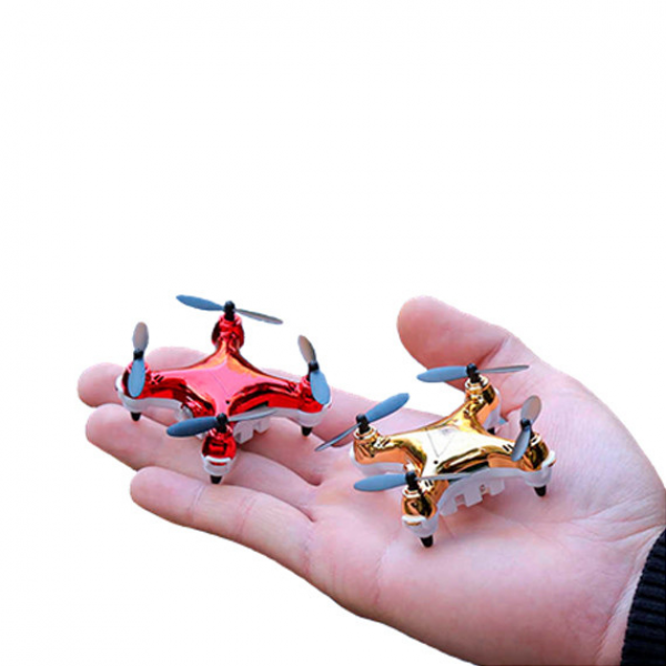 Літаючий міні-квадрокоптер Малюк Зіппі Zipp Toys, Радіокерований багатофункціональний дрон з відеокамерою, 7х7х2,8 см, золотий - зображення 5