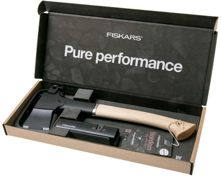 Подарочный набор Fiskars Norden chopping axe N10 + sharpener SET (1052276) - Фото 2 Подарочный набор Fiskars Norden chopping axe N10 + sharpener SET (1052276) - изображение 2