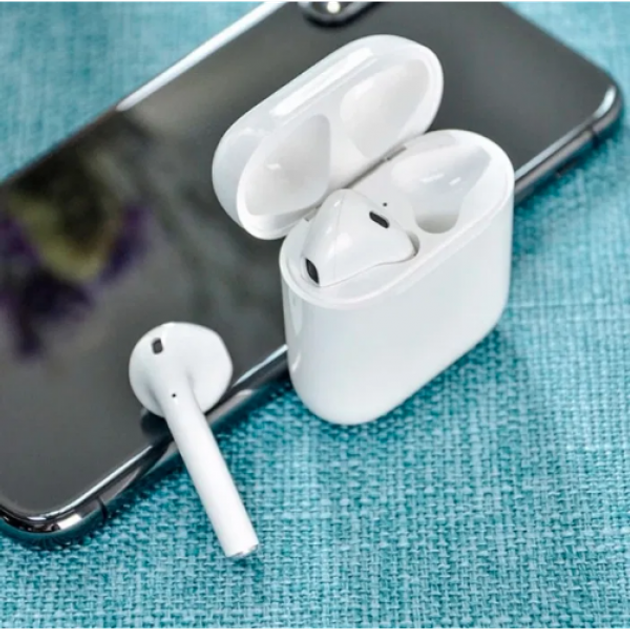 Беспроводные сенсорные Bluetooth наушники TWS i12 Lightning белые ...