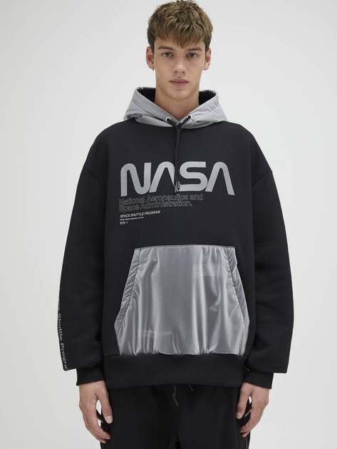 Pull and shop bear nasa hoodie