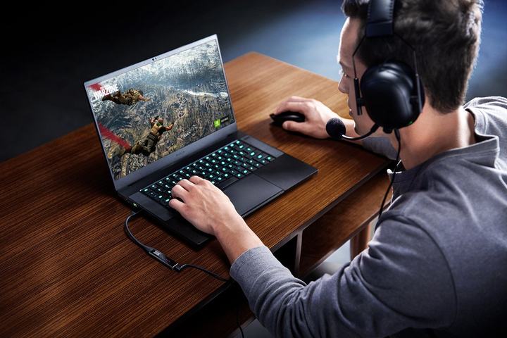 Звуковая карта Razer THX Onyx (RC21-01630100-R3M1) - изображение 4