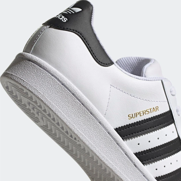 Женские кеды кожаные низкие Adidas Superstar W FV3284 36 (3.5UK) 22.2 см Superstar W Ftwwht/Cblack/Ftwwht (4062056831843) - изображение 10