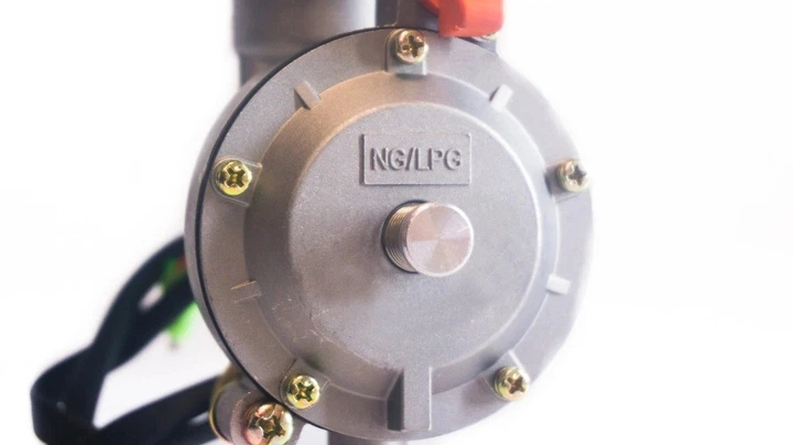 Газовый редуктор GasPower KBS-2A для бензинового генератора на 4-6 кВт - Фото 6 Газовый редуктор GasPower KBS-2A для бензинового генератора на 4-6 кВт - изображение 6