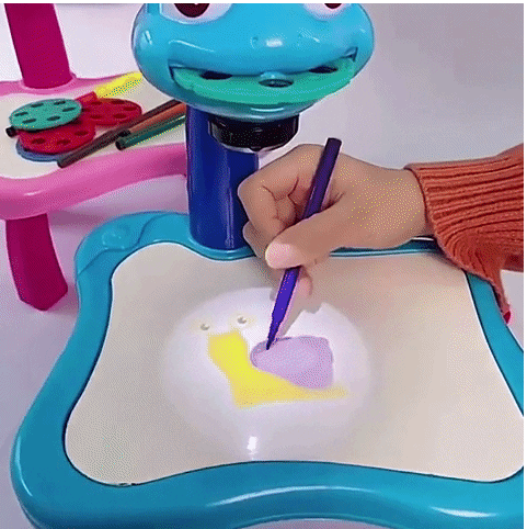 Детский проектор для рисования со столиком, с фломастерами и слайдерами Projector PaintIng синий - зображення 4