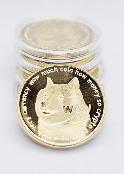 Монета сувенирная DOGECOIN цвет: золото - Фото 2 Монета сувенирная DOGECOIN цвет: золото - изображение 2