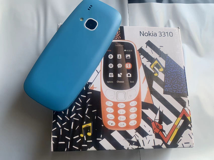 Мобильный телефон World 3310 Blue Dual Sim для работы и звонков – фото ...