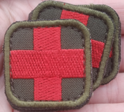 Шеврон Медицинский крест на липучке 6х6 см Safety - изображение 1