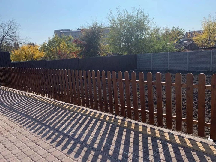 Деревянный заборчик LNK \"Классический\" 2000*1000 мм. -в коричневом ...