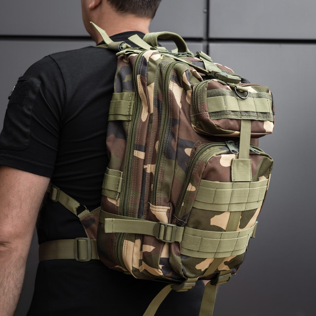 Тактичний рюкзак 30 л Woodland з системою MOLLE Військовий рюкзак на 30 літрів DOMINATOR Камуфляж Вудленд Армійський Штурмовий Рюкзак Водовідштовхуючий - зображення 2