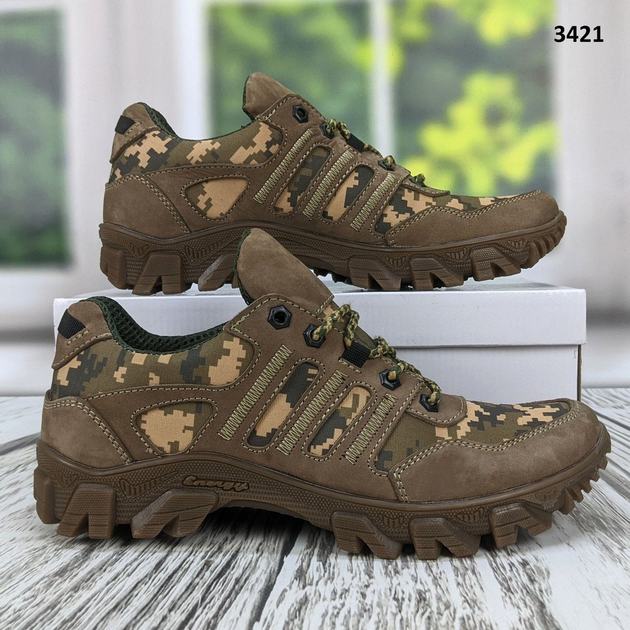 Тактические военные кроссовки коричневые кожаные с пиксельным камуфляжем р 42 (28 см) 3421 - изображение 1