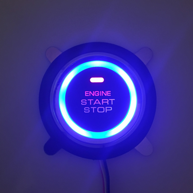 Кнопка запуска двигателя с синей подсветкой