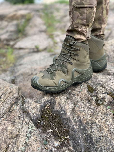 Тактичні черевики Vogel, військові черевики, берці олива 42р - зображення 1