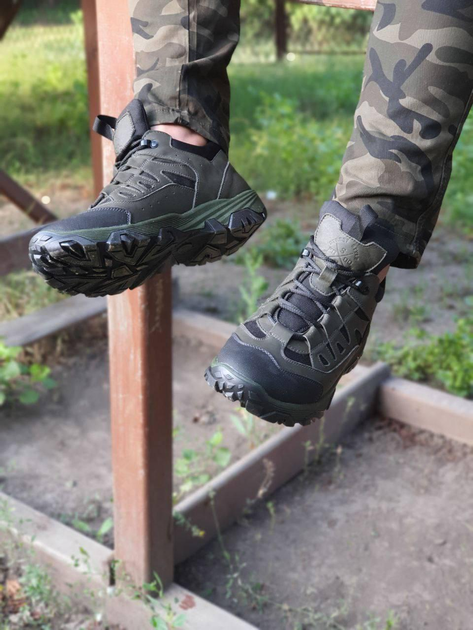 Демисезонные тактические кроссовки темно-зеленые размер 42 - изображение 1