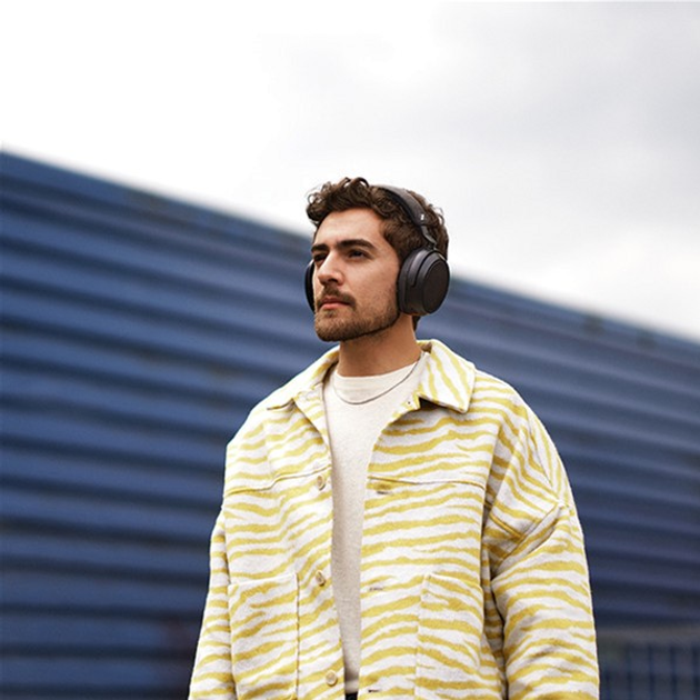 Наушники Sennheiser Momentum 4 Wireless Black (509266