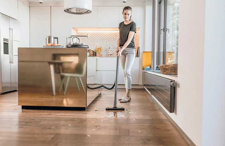 Odkurzacz przemysłowy Karcher WD 2 Plus S V-15/4/18 (1.628-050.0) - obraz 2