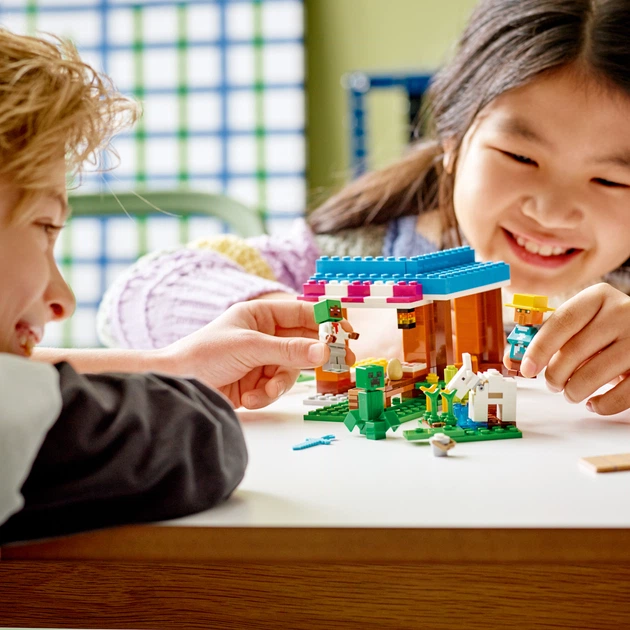 Zestaw klocków LEGO Minecraft Piekarnia 154 elementy (21184) - obraz 3