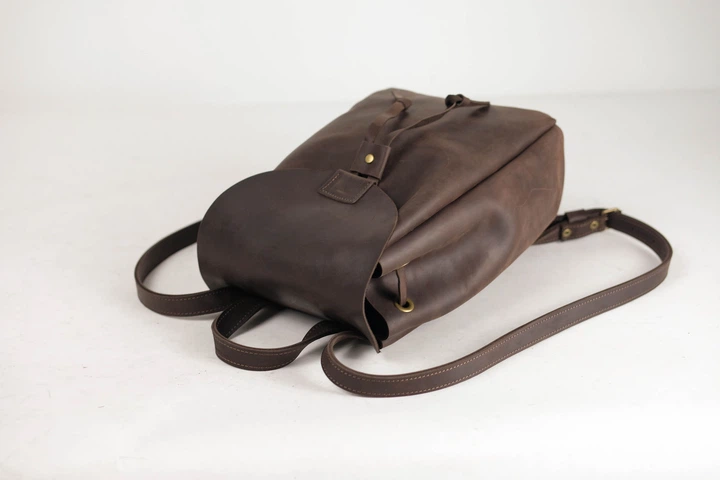 Рюкзак жіночий вінтажна шкіра Berty 62-4037 Шоколад - Фото 5 Рюкзак жіночий вінтажна шкіра Berty 62-4037 Шоколад - зображення 5