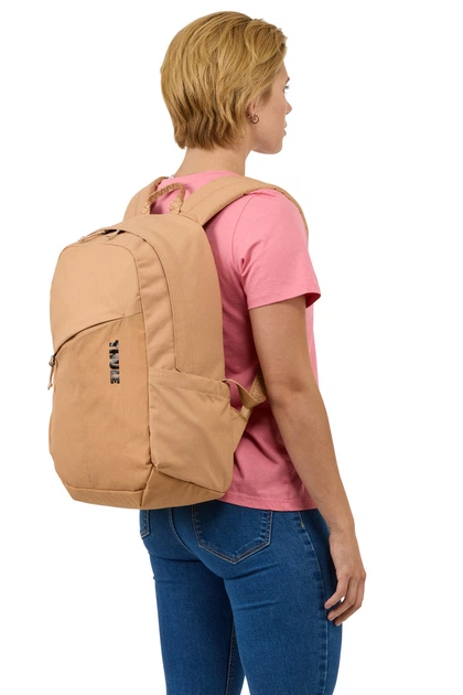 Рюкзак Thule Campus Notus 20L Backpack Doe Tan (3204768) - Фото 8 Рюкзак Thule Campus Notus 20L Backpack Doe Tan (3204768) - зображення 8