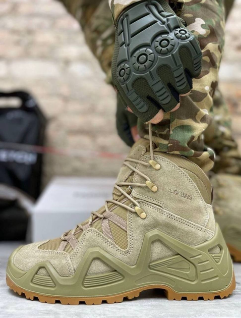 Тактичні чоловічі військові черевики зносостійкі койот LOWA Waterproof розмір 46 - зображення 1