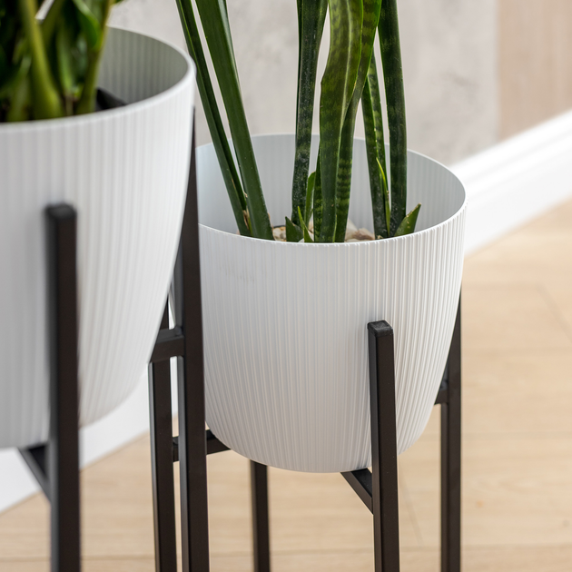 Комплект підставок під квіткові вазони Британські Adore Decor чорний ...