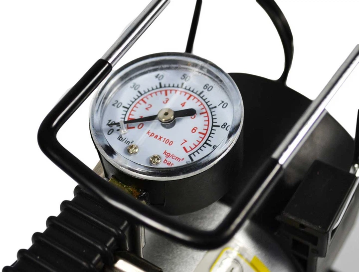 Kompresor samochodowy z manometrem Bottari BIG TIRE B12V-140 PSI 12A (8052194240610) - obraz 5