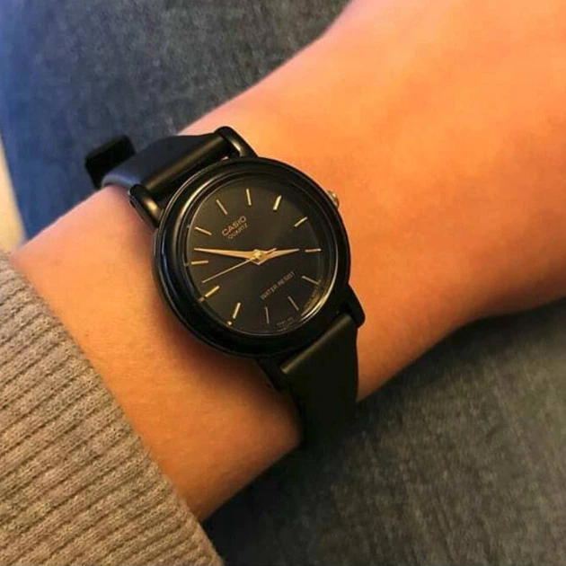 Жіночий наручний годинник з полімерним корпусом CASIO LQ-139EMV-1A Чорний - зображення 3
