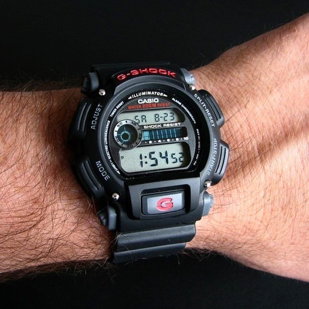 Мужские часы Casio G-Shock DW9052-1V – фото, отзывы