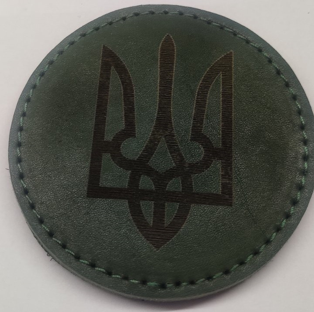 Военный тактический кожаный шеврон "Тризуб Герб Украины" зелёный - изображение 1