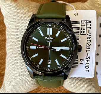 Мужские наручные часы с индикацией даты CASIO MTP-VD02B-3E Черные\зеленый экран - изображение 3