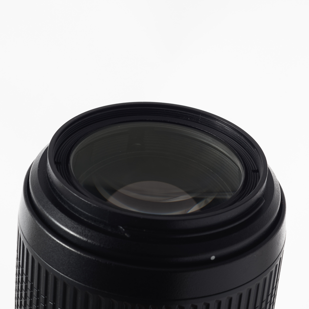TAMRON SP 70-300 キャノンEF Об'єктив Tamron SP AF 70-300mm f/4-5.6 Di VC USD A005 для