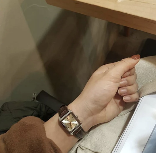 Женские практичные часы Casio LTP-V007L-9B Золотисто-коричневые с серебристым - изображение 6