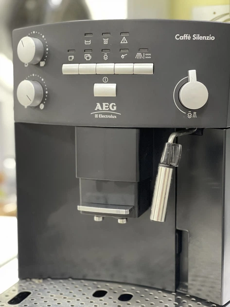 Кавомашина AEG Caffe Silenzio CS 5000 Black Б/В - зображення 7
