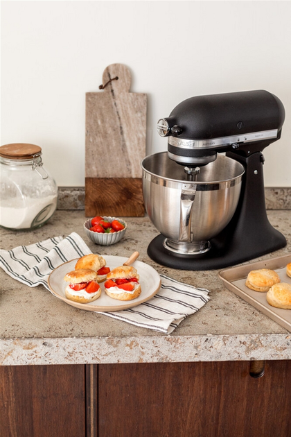 Кухонная машина KitchenAid Artisan 5KSM175PSEBK с откидным