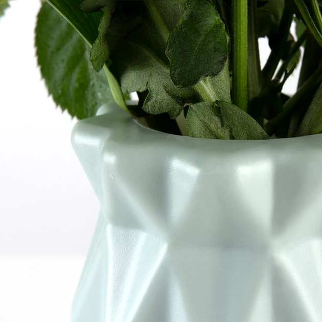 Ваза для квітів пластикова МВМ MY HOME 18 см Блакитна (DH-FLOWERS-01 BLUE) - изображение 6