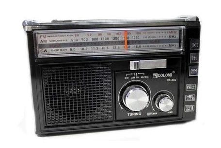 Аккумуляторный FM радиоприемник с фонариком GOLON RX-382 ФМ радио (Принимает флешки) + работает ОТ БАТАРЕЕК И ОТ СЕТИ Черный - изображение 3