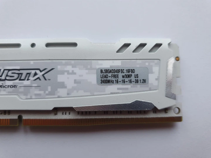 Оперативная память Crucial Ballistix Sport DDR4 8Gb 2400MHz PC4