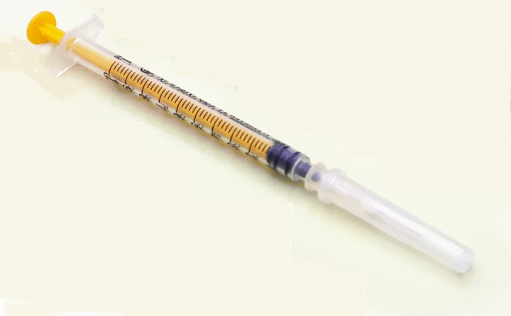 Шприц инсулиновый 1 мл U-100 со съемной иглой трехкомпонентный Alexpharm - изображение 1