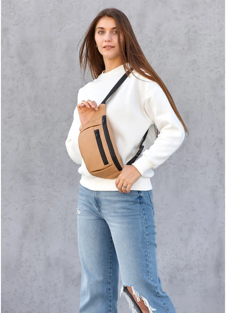 Поясная женская сумка из искусственной кожи бананка Sambag Tirso LCH бежевая 2857-85976 - изображение 5