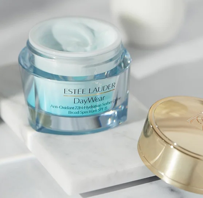 Krem-żel do twarzy nawilżający Estee Lauder Day Wear Anti-Oxidant 72h-Hydration Sorbet Creme SPF15 do skóry normalnej i kombinowanej 50 ml (887167388505) - obraz 3