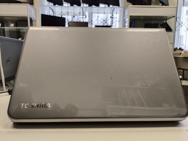 Ноутбук Toshiba Satellite L50D 15.6 HD TN/i5-4210M/GT 740M 2GB/8GB Ноутбук Toshiba Satellite L50D 15.6 HD TN/i5-4210M/GT 740M 2GB/8GB