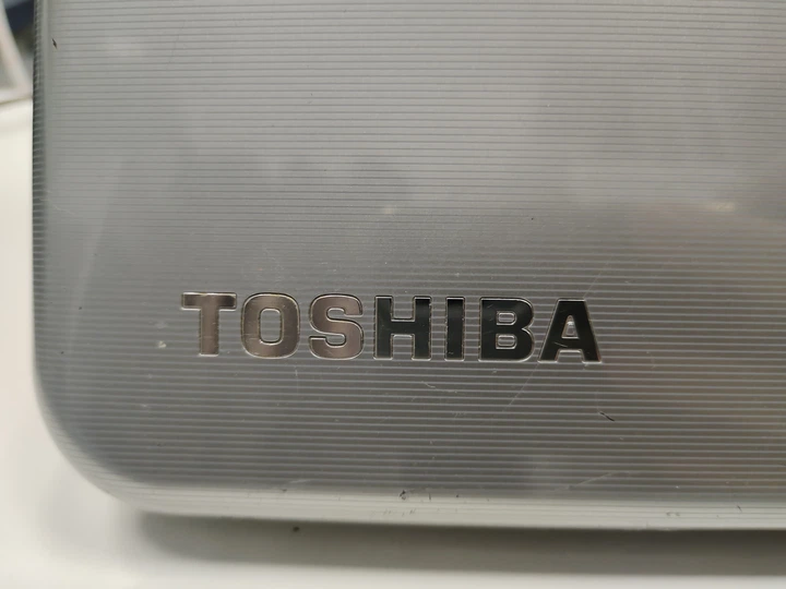 Ноутбук Toshiba Satellite L50D 15.6 HD TN/i5-4210M/GT 740M 2GB/8GB Ноутбук Toshiba Satellite L50D 15.6 HD TN/i5-4210M/GT 740M 2GB/8GB