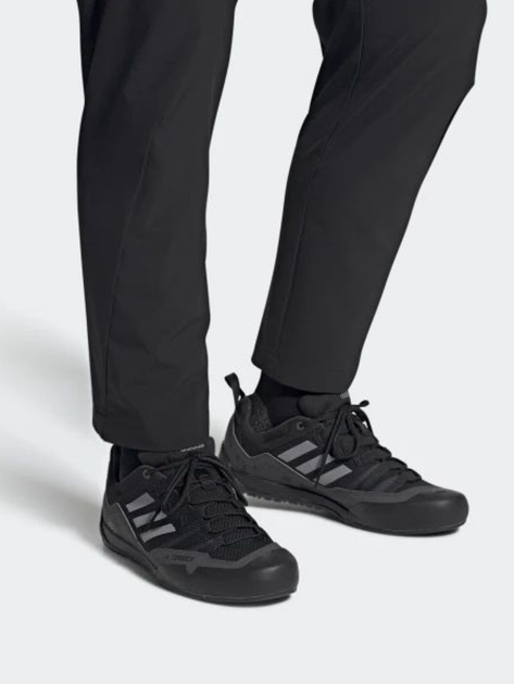 Buty turystyczne męskie adidas Terrex Swift Solo 2 GZ0331 45 (10.5UK) 29 cm Czarne (4064055908984) - obraz 3