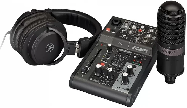 Аудиоинтерфейс Yamaha AG03MK2 LSPK Live Streaming Pack Black