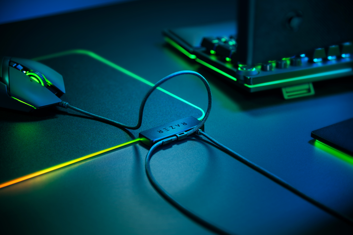 Ігрова поверхня Razer Firefly V2 Speed Control (RZ02-03020100-R3M1) - зображення 5