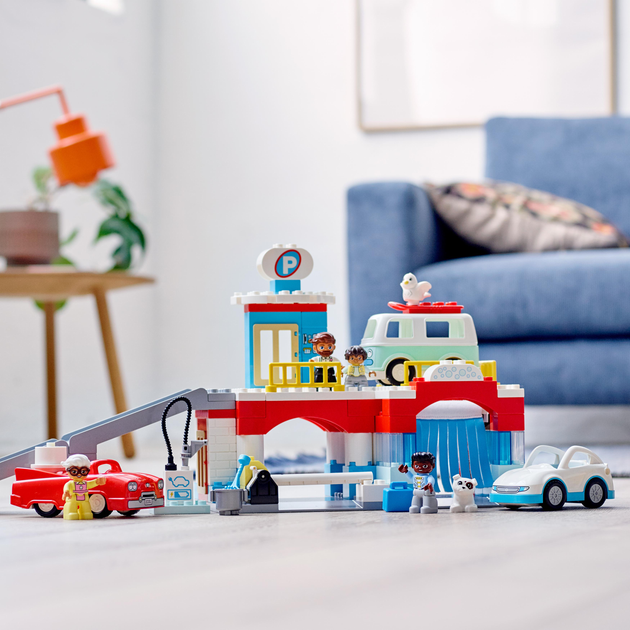 Конструктор LEGO DUPLO Гараж і автомийка 112 деталей (10948) - зображення 5