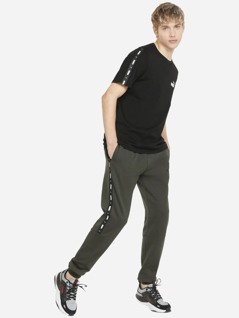 Spodnie dresowe męskie Puma Ess+ Tape Fl Cl 849042-70 XXL Zielone (4064535820096) - obraz 3