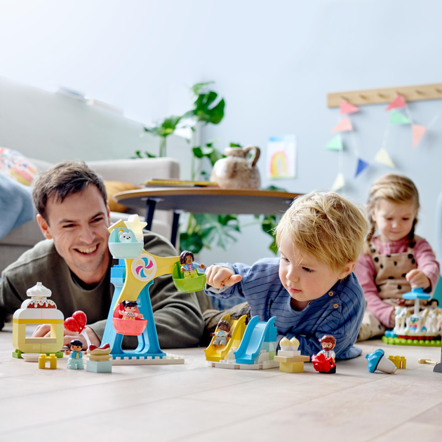 Zestaw klocków LEGO DUPLO Park rozrywki 95 elementów (10956) - obraz 3