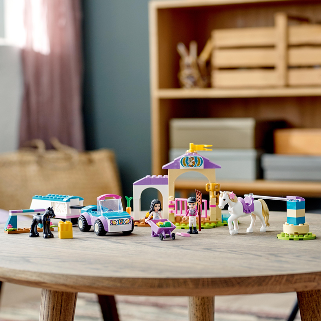 Zestaw klocków LEGO Friends Szkółka jeździecka i przyczepa dla konia 148 elementów (41441) - obraz 5