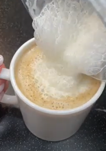 Миксер для сливок - капучинатор Fuke Mini Creamer от батареек - изображение 3